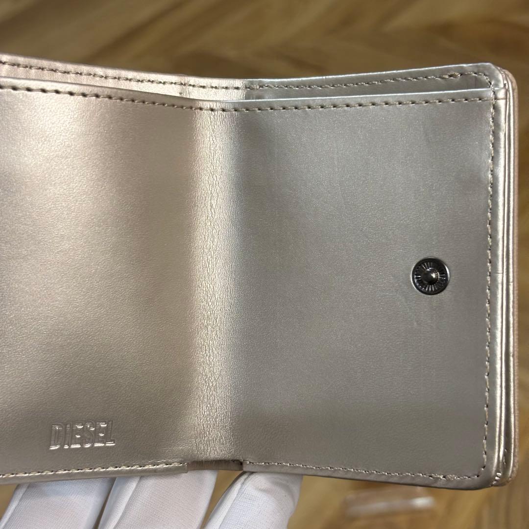 【未使用品】DIESEL ディーゼル 三つ折り財布 ミニ財布 男女共用 ベージュ