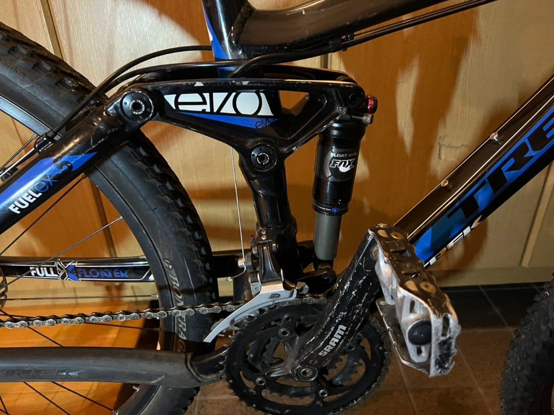 トレック fuel ex5 熊本から
