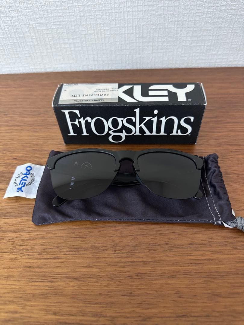 OAKLEY × Fragment Design FROGSKINS LITE