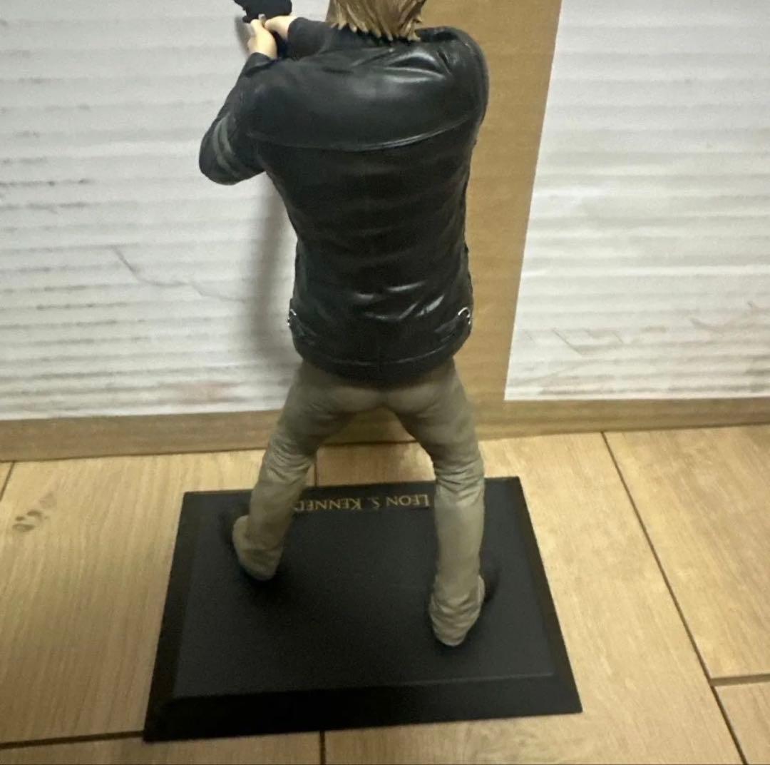 Leon S. Kennedy フィギュア バイオハザード