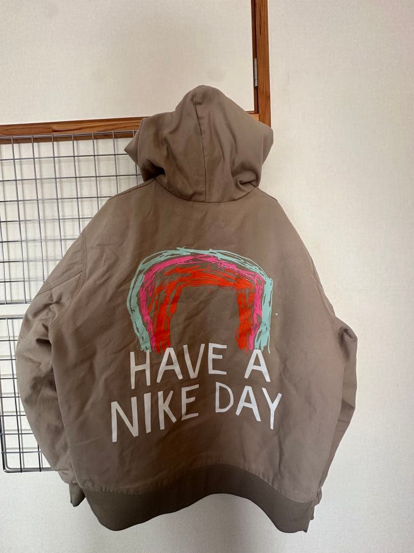 ぼ*ん様 Nike ベージュ ジャンパー