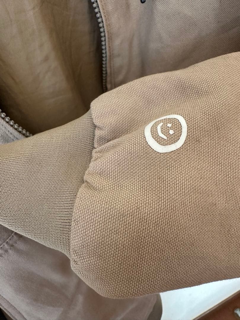 ぼ*ん様 Nike ベージュ ジャンパー