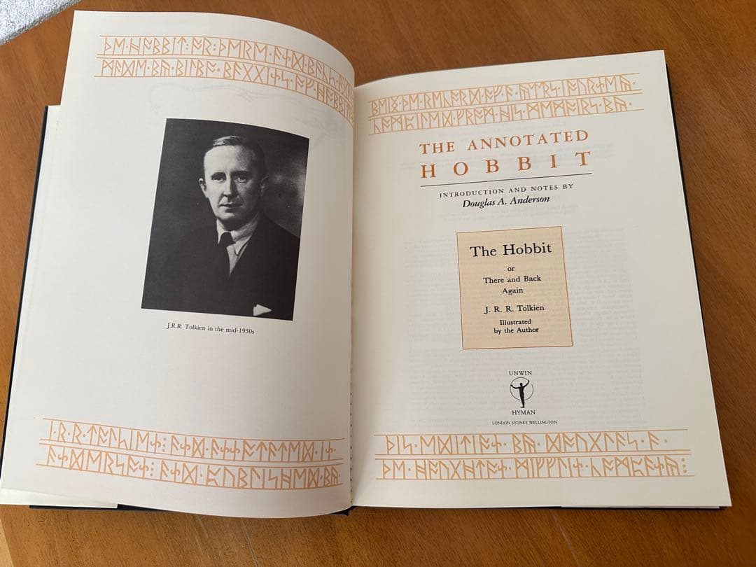 The Annotated Hobbit Tolkien 洋書 美品