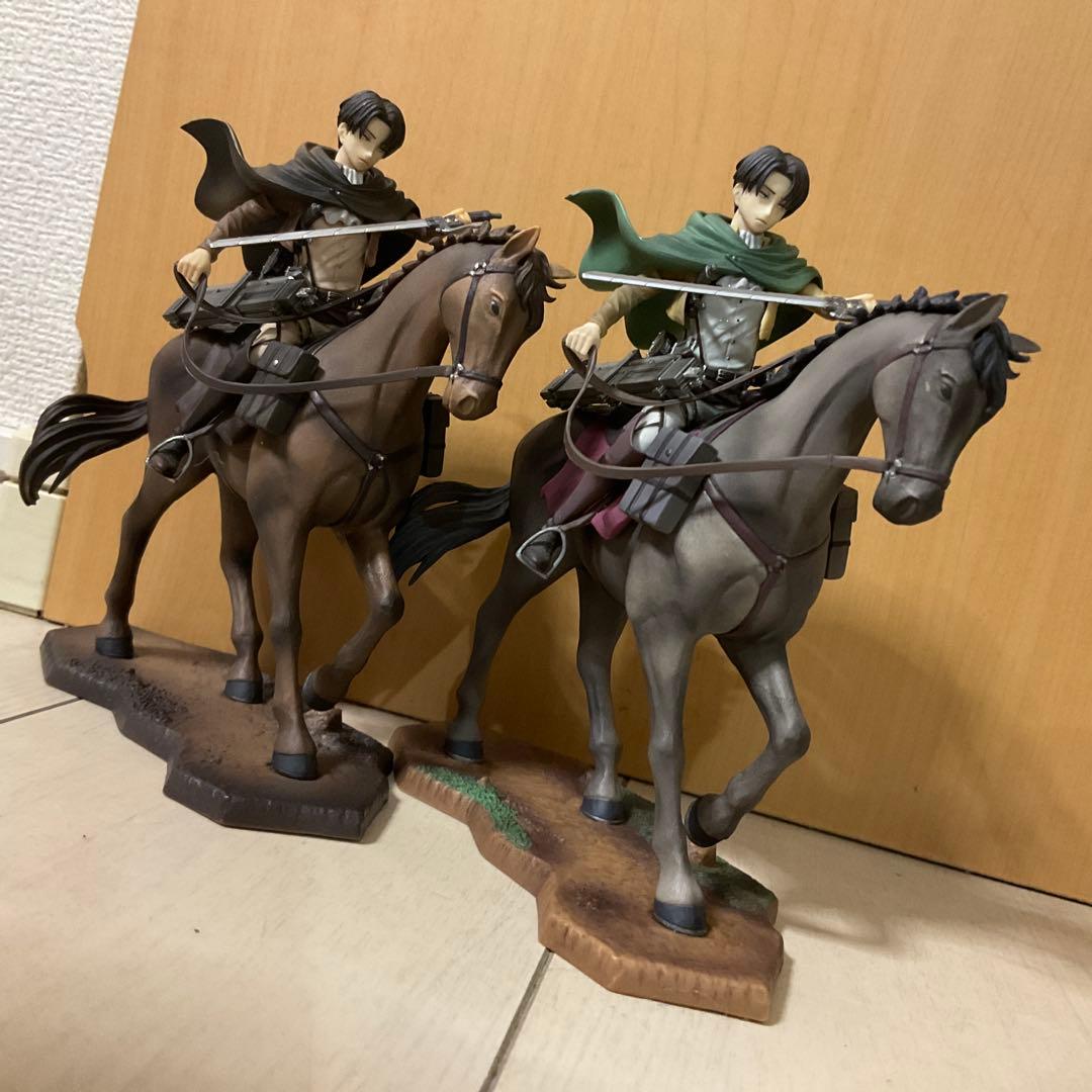 リヴァイ アクションフィギュア 2体セット