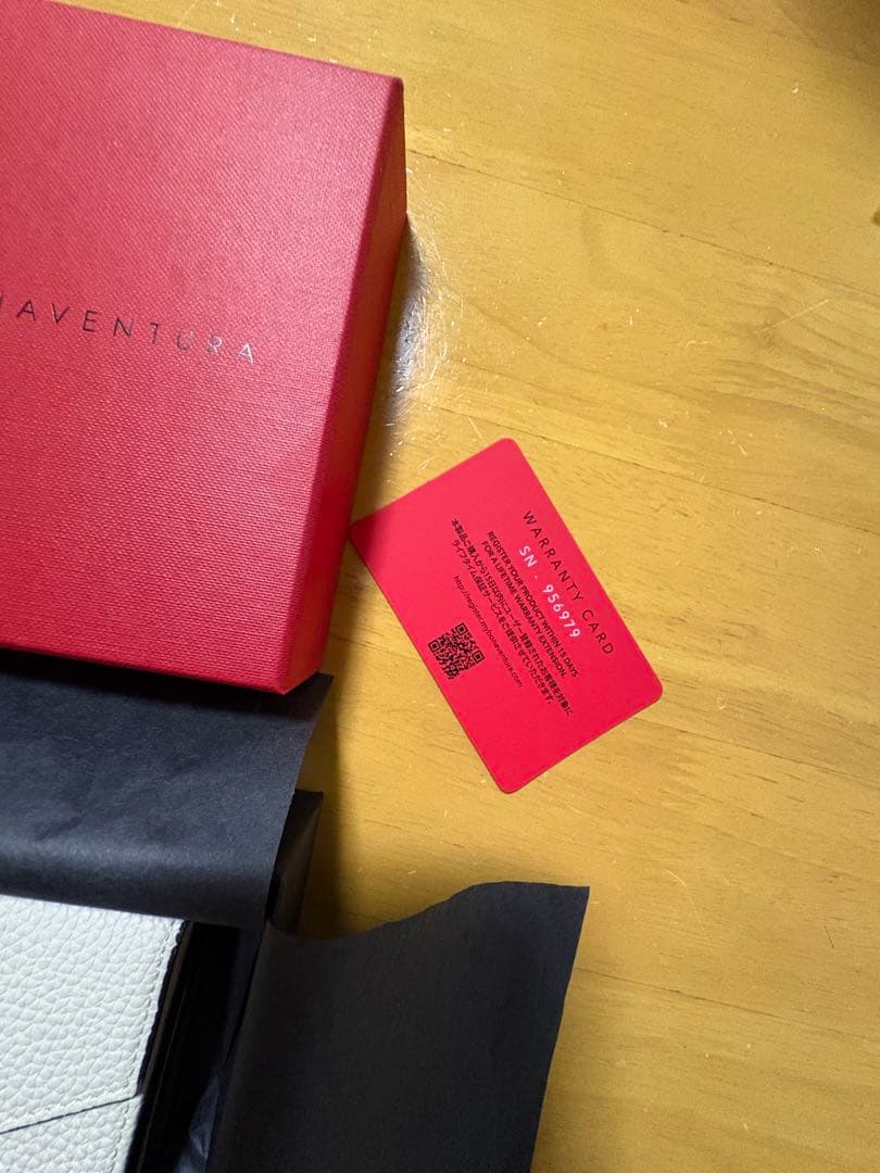 BONAVENTURA ホワイトレザー 三つ折り財布