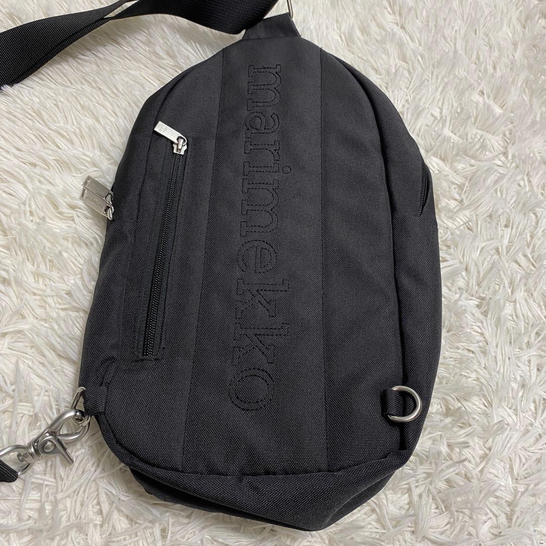 マリメッコ Marimekko コルッテリ クロスボディ 黒　ブラック