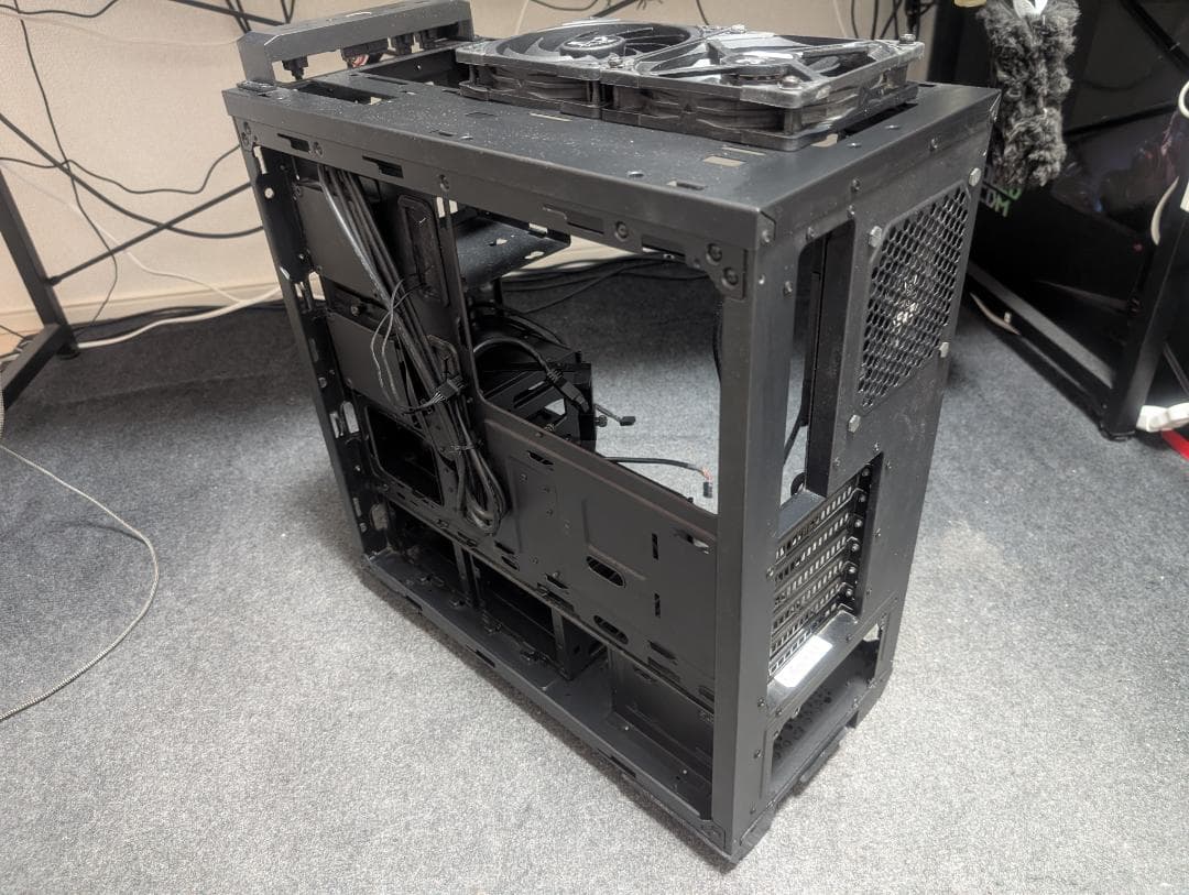 z*0様 Cooler Master CM694 ＋ サイズ ケースファン 5個