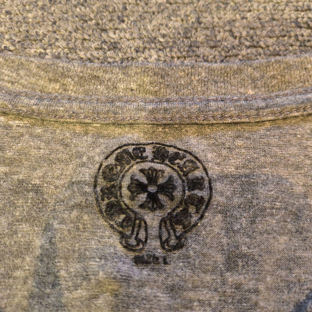 Chrome Hearts グレー Vネック Tシャツ