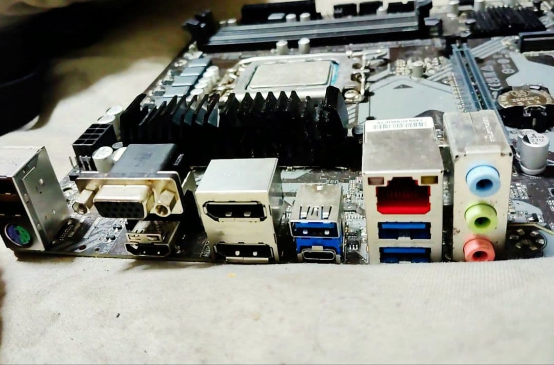 B760m DS3H DDR4とCPUのセット　動作未確認　ジャンク