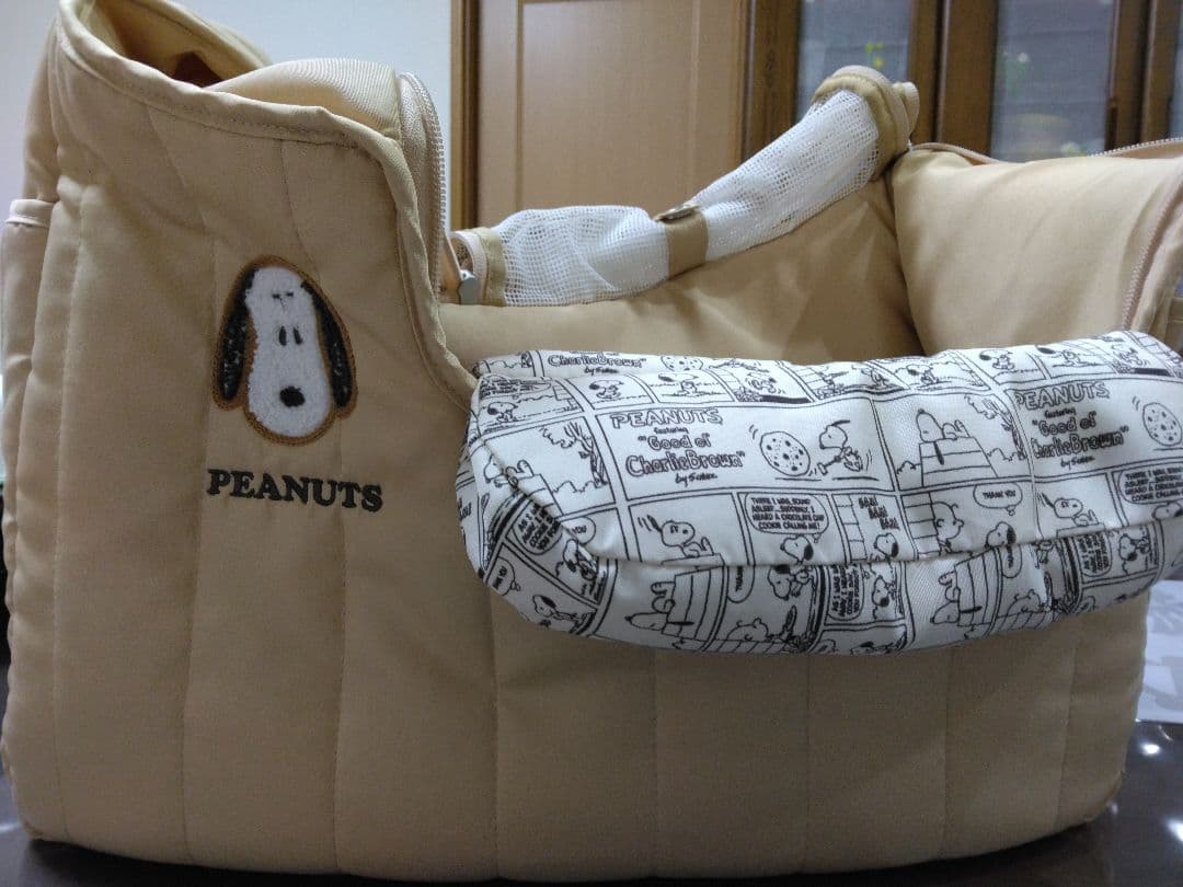 PEANUTS ベージュ キャリーバッグ・スリング