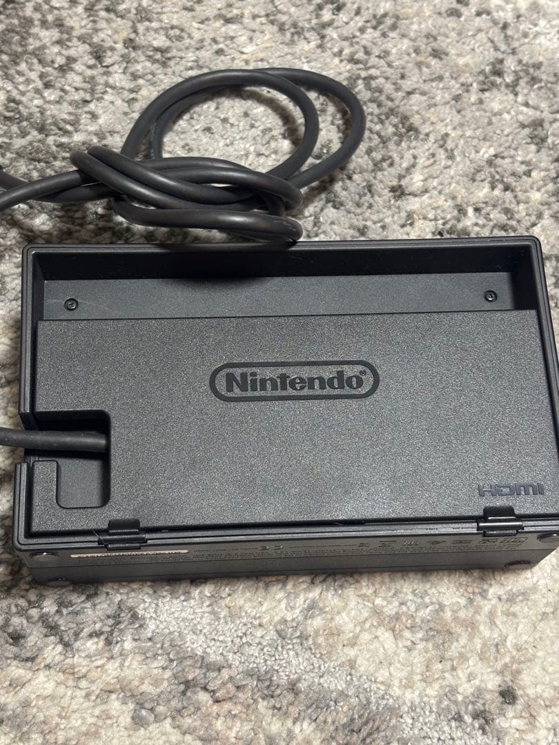 Nintendo Switch 本体 周辺機器付き　動作確認済み