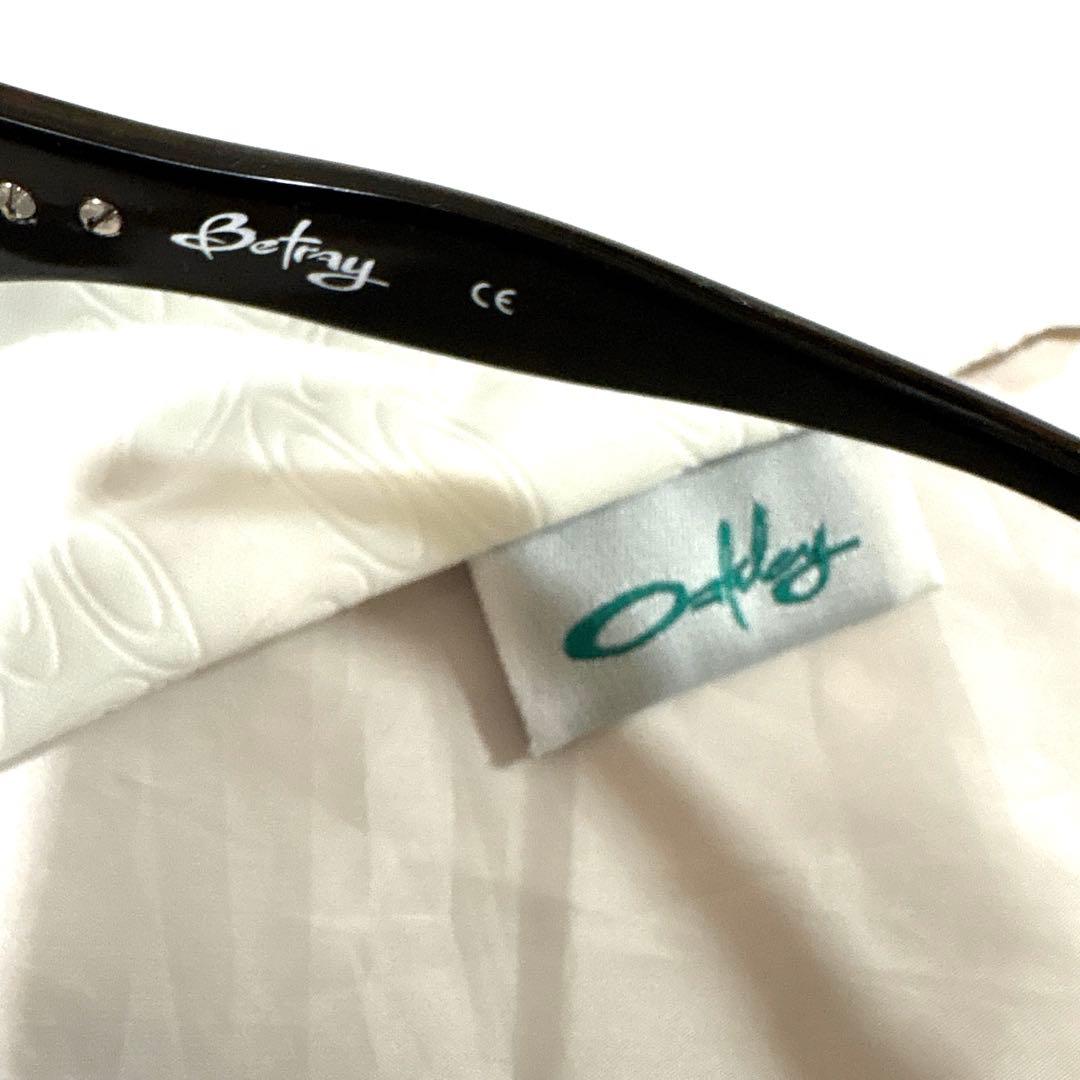 OAKLEY Betray サングラス　05-897