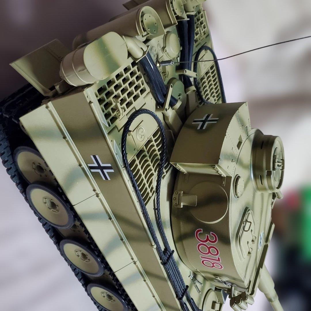 SS ヘンロン社製 RCバトルタンク 1/16