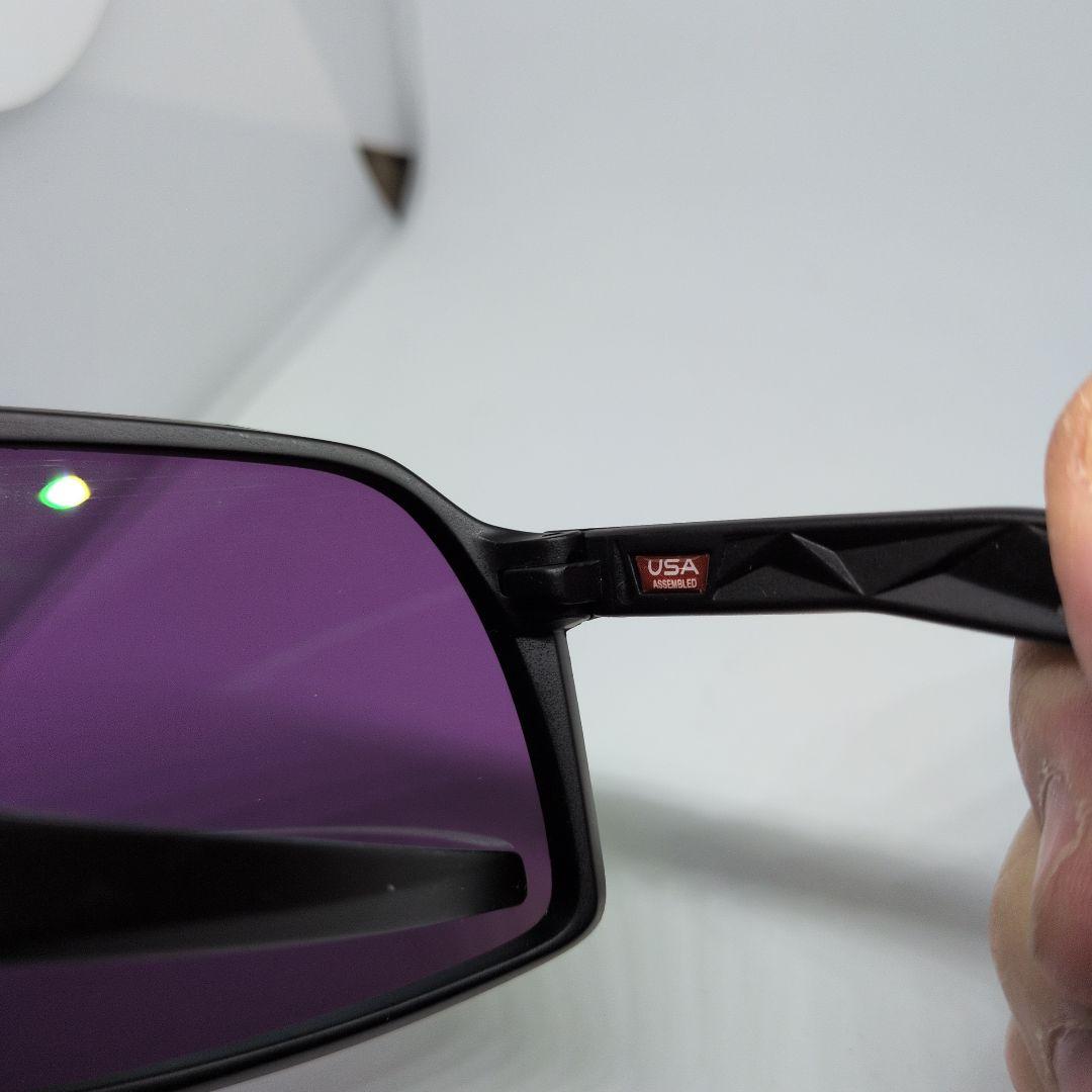 ド*グ様 Oakley スートロ スポーツサングラス ブラック/ミラー