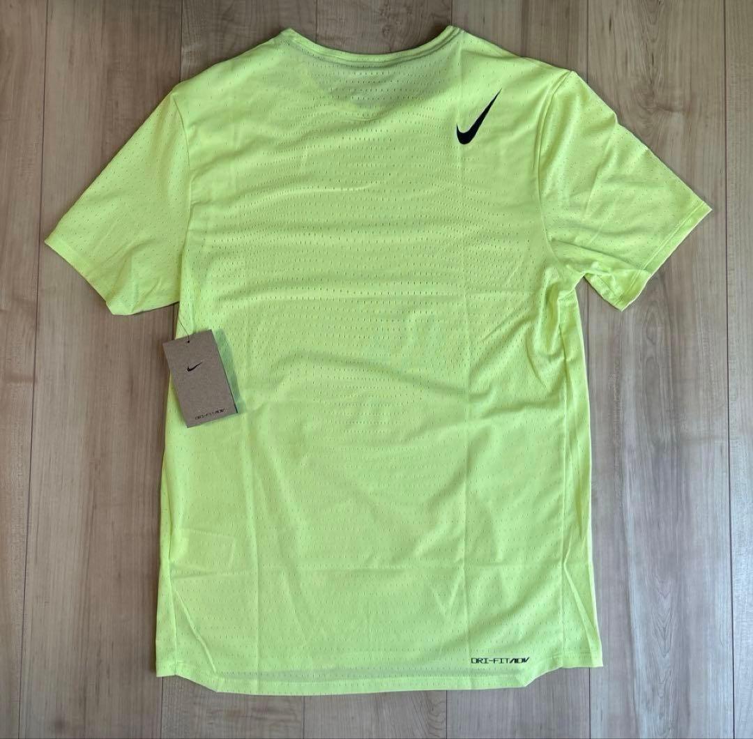 【新品未使用】ナイキ NIKE エアロスイフト　Tシャツ