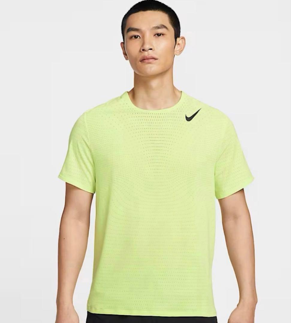 【新品未使用】ナイキ NIKE エアロスイフト　Tシャツ