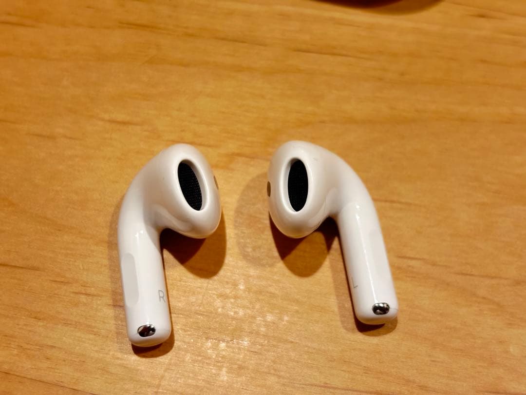 AirPods 4 ノイズキャンセリング ⭐︎美品