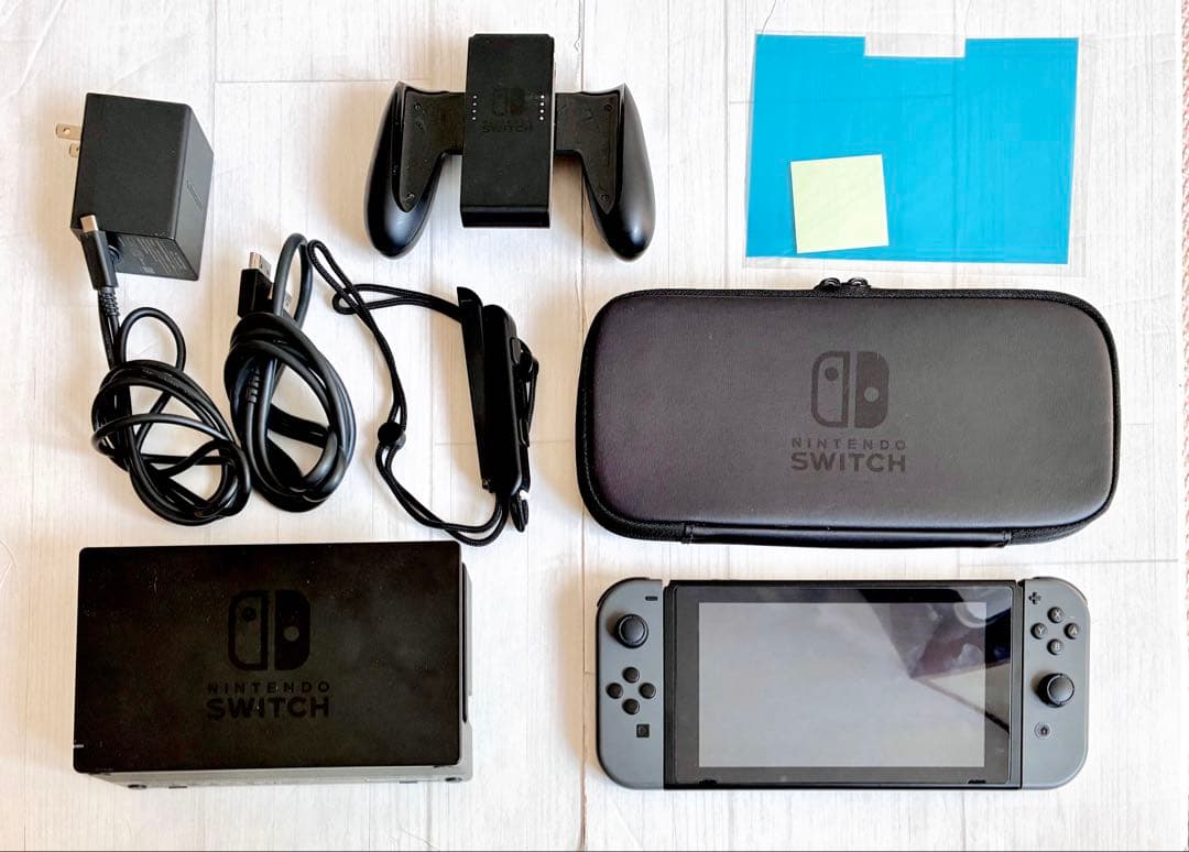 Nintendo Switch 　本体　グレー　ケース付き　スイッチ