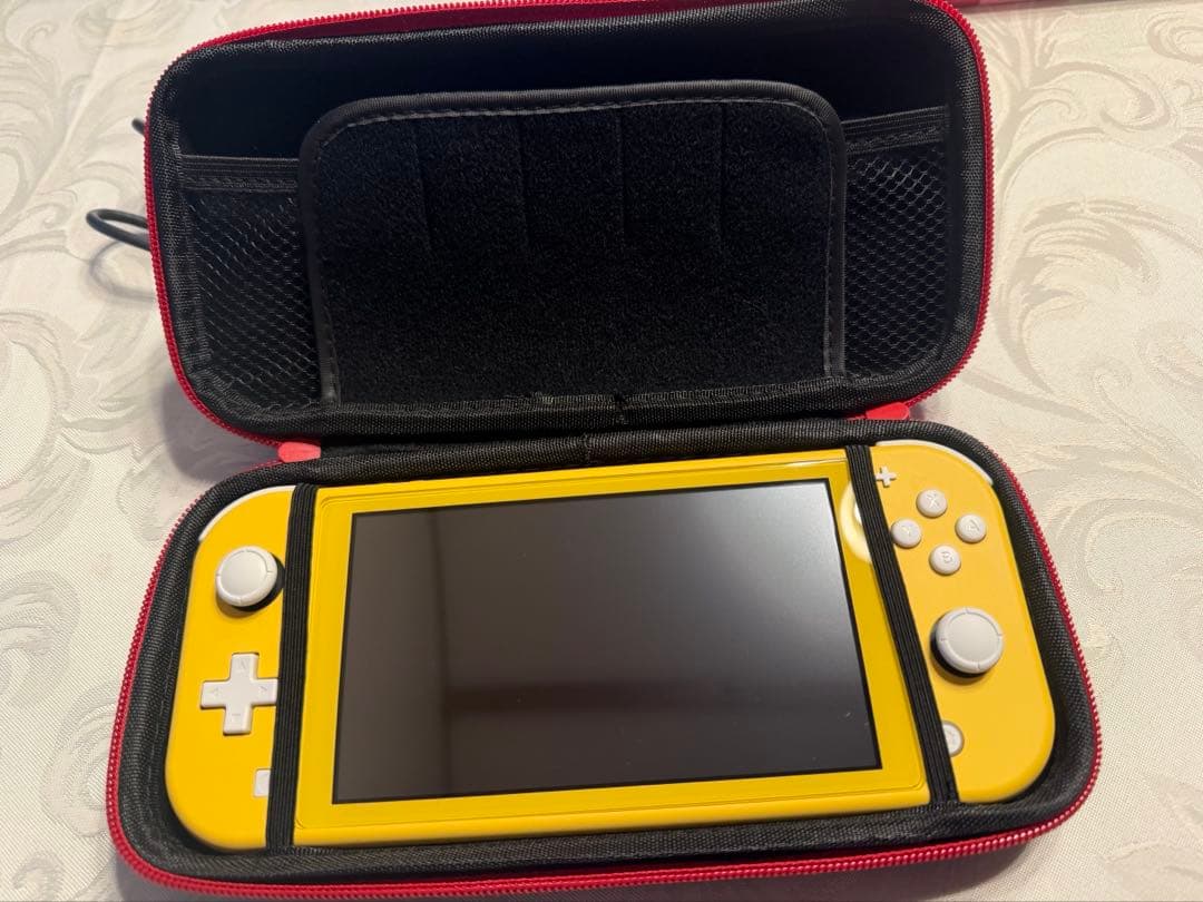 【消毒済】Switch lite イエロー