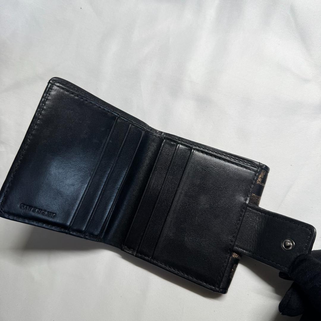 GIVENCHY ジバンシー 二つ折り財布 ロゴ入り ブラック ゴールド