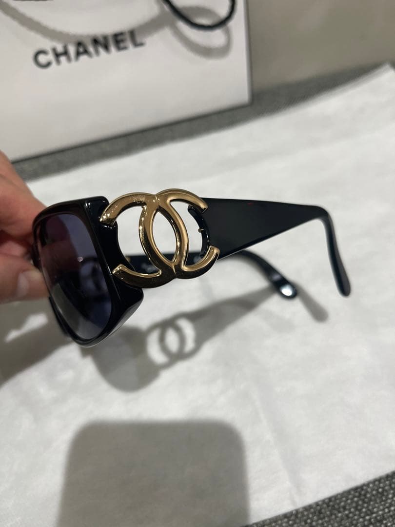 CHANELココマーク　サングラス