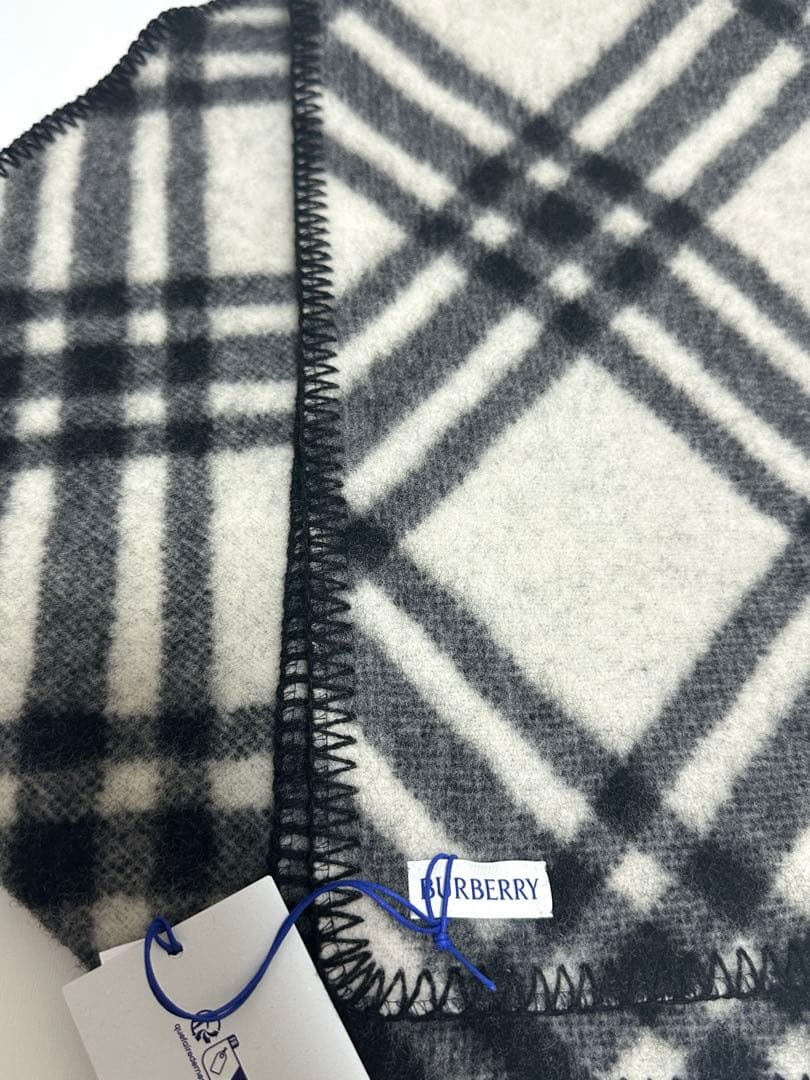 Burberryチェック ウールスカーフ