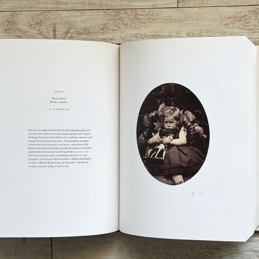 Lewis Carroll ルイス・キャロル　Anne Higonnet　写真集
