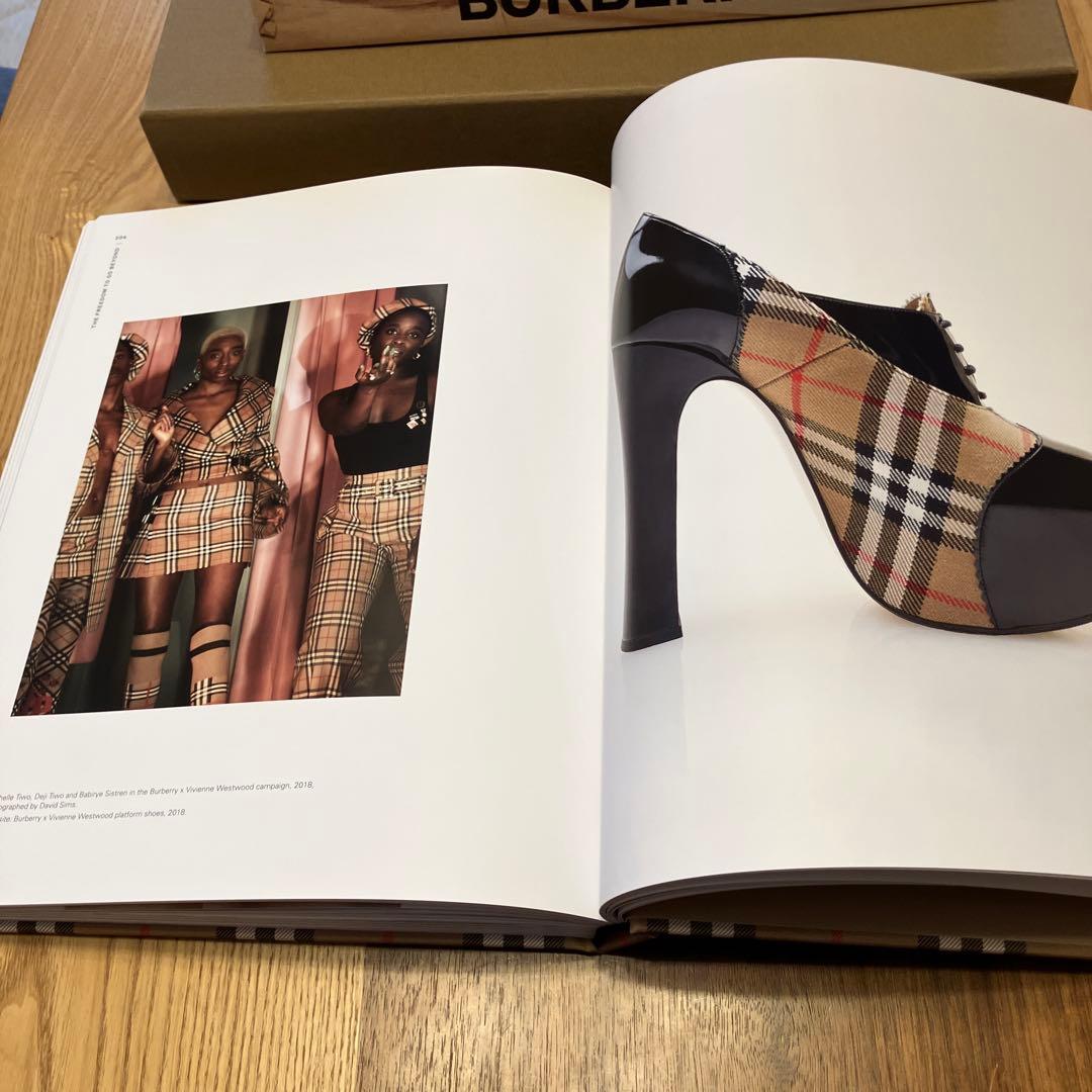 \"Burberry \" アスリーヌ（Assouline）出版社
