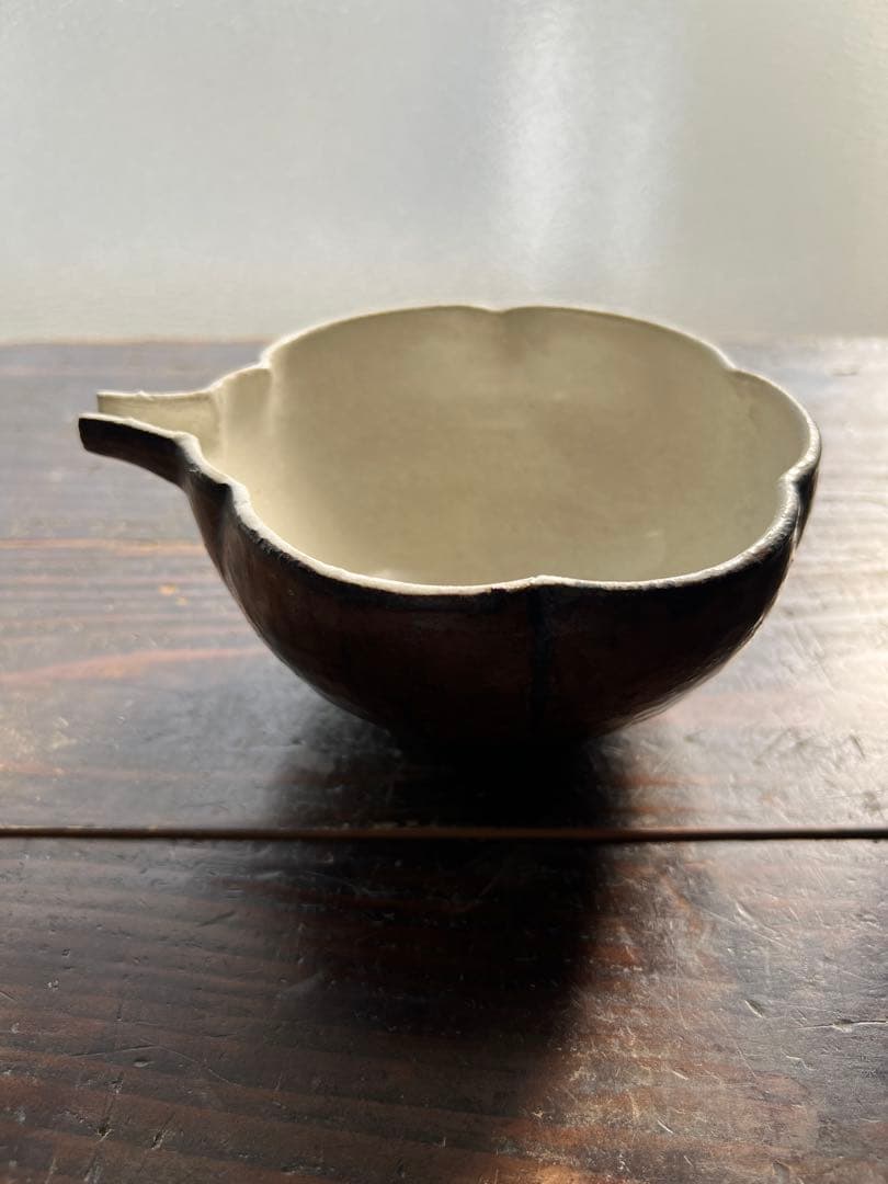 片口鉢　櫨山窯　直径13cm 高さ7.7cm