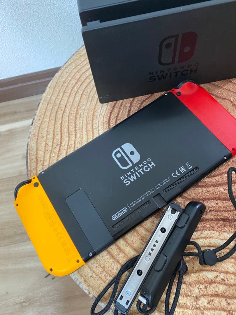 Nintendo Switch ニンテンドースイッチ本体レッド/イエロー　箱無し