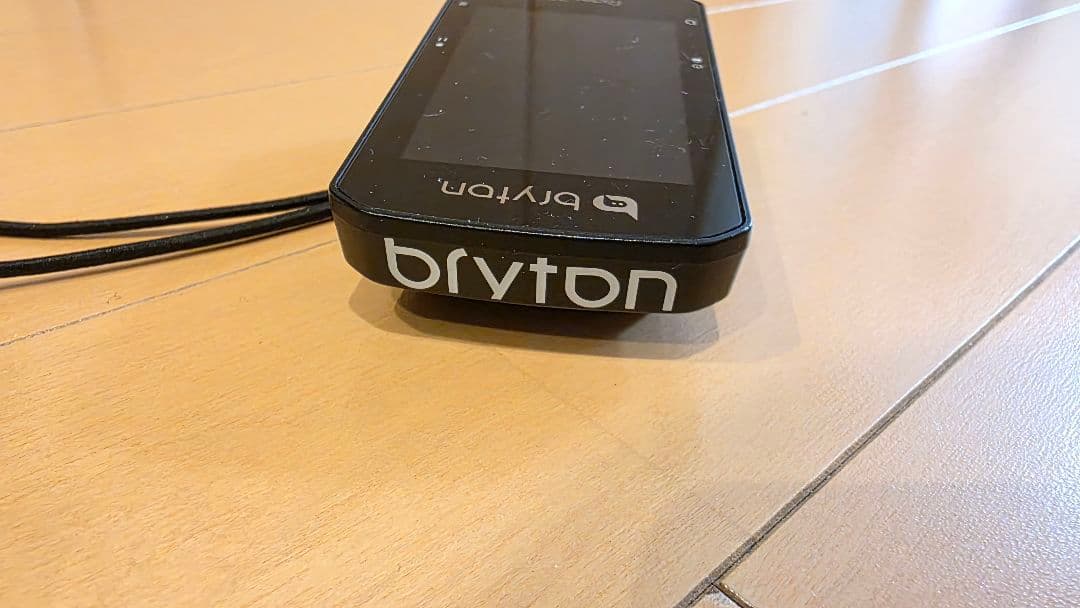 Bryton Rider 750 サイクルコンピューター マウント付属