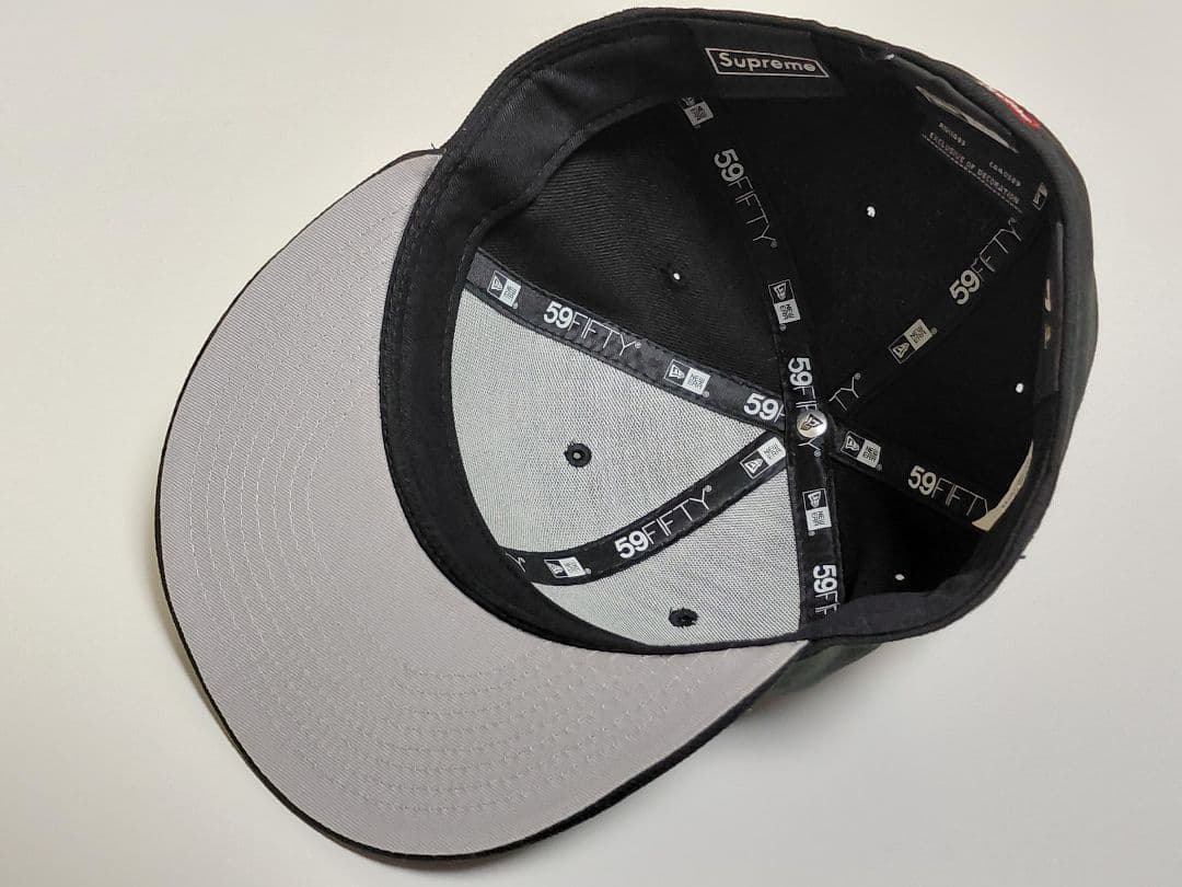 【極美品】Supreme × New Era　ツノ S Logo \"Black
