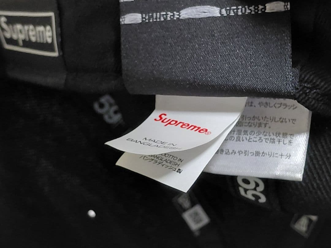 【極美品】Supreme × New Era　ツノ S Logo \"Black