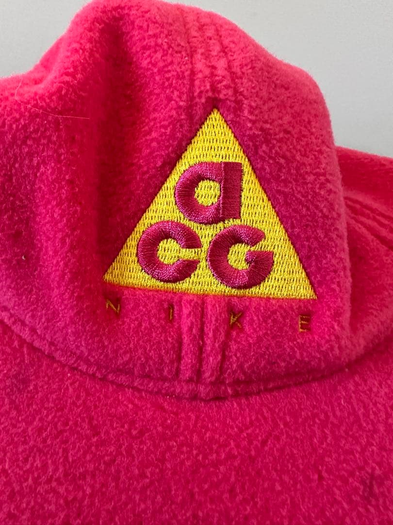 ACG ピンク フリースキャップ