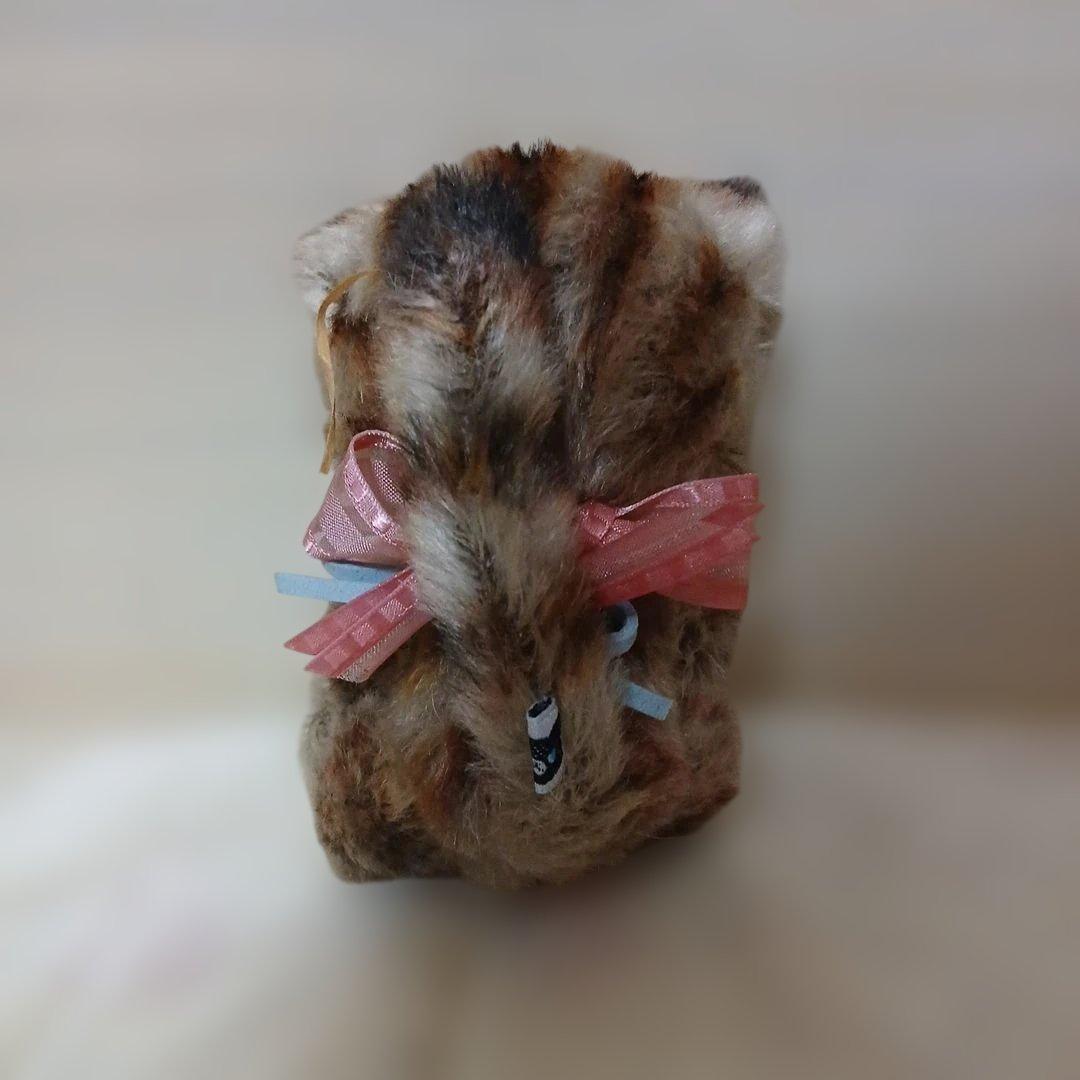 作家様　クローバーチャーム付き　ねこ　ぬいぐるみ
