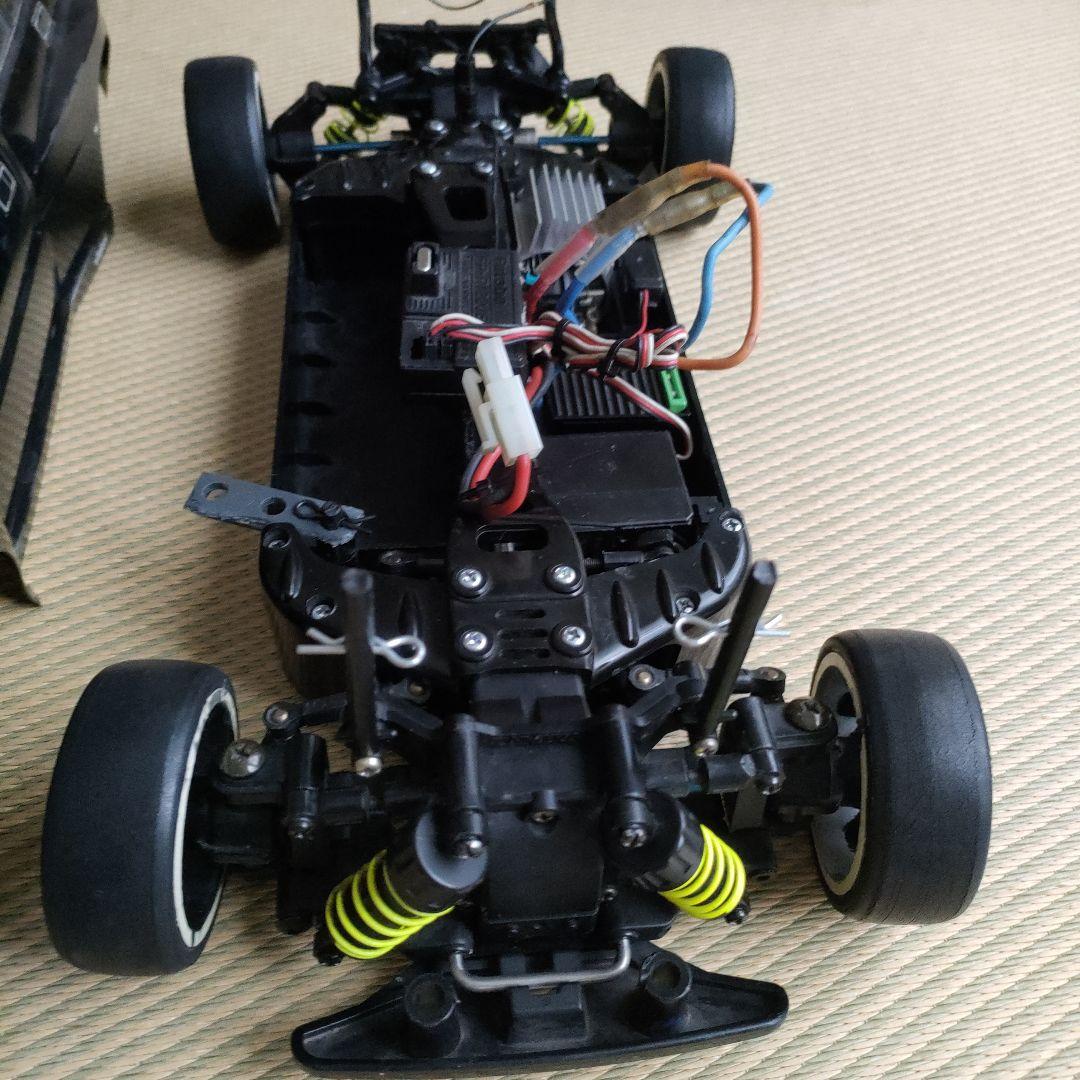 電動ラジコンカー カーボン製シャーシ