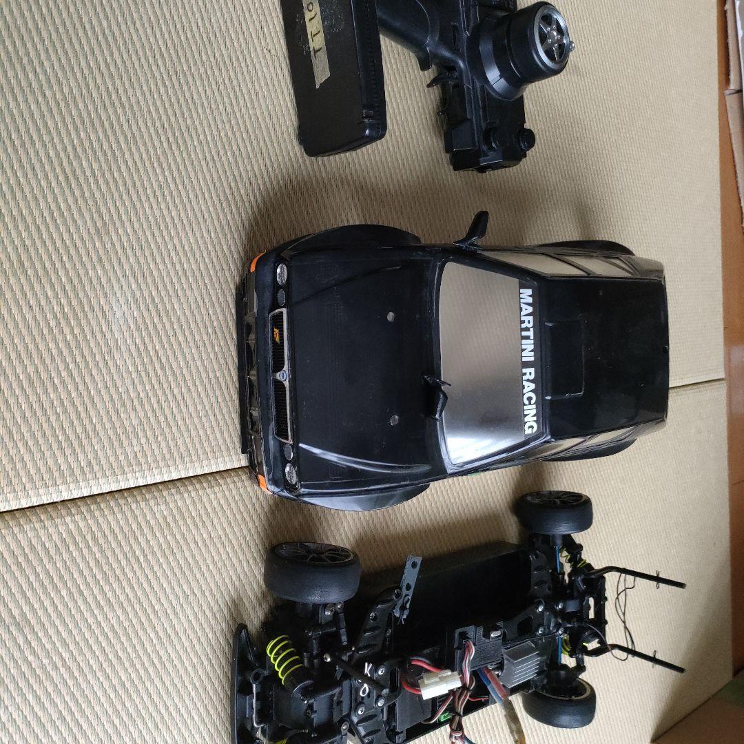 電動ラジコンカー カーボン製シャーシ