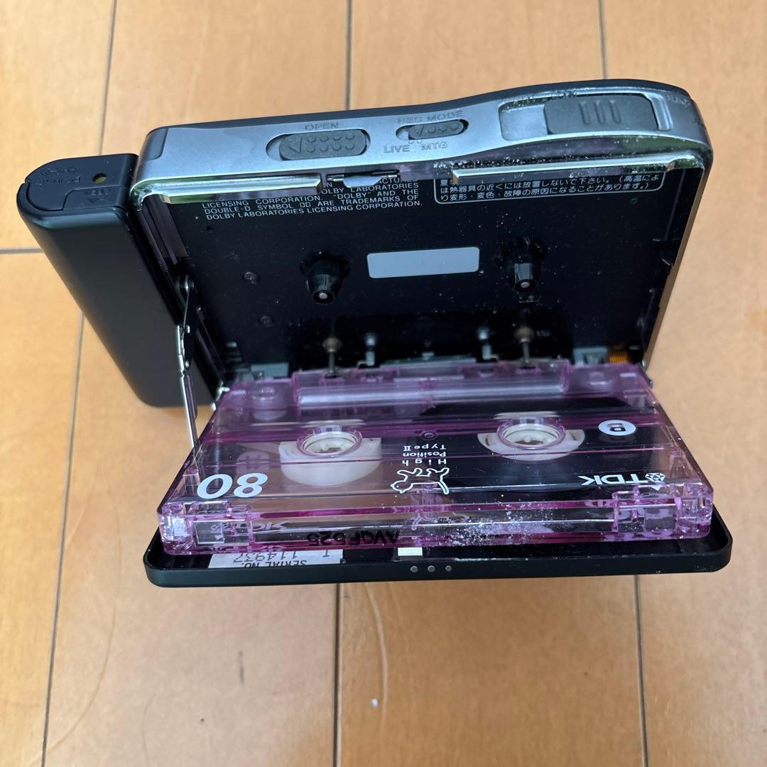 SONYのカセットウォークマン「WM-RX707」