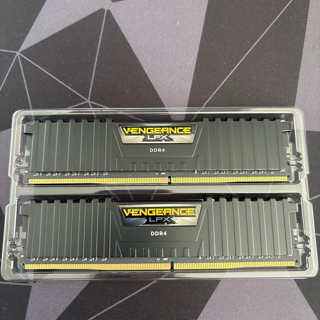 メモリー Corsair Vengeance LPX DDR4 16GB 3200MHz