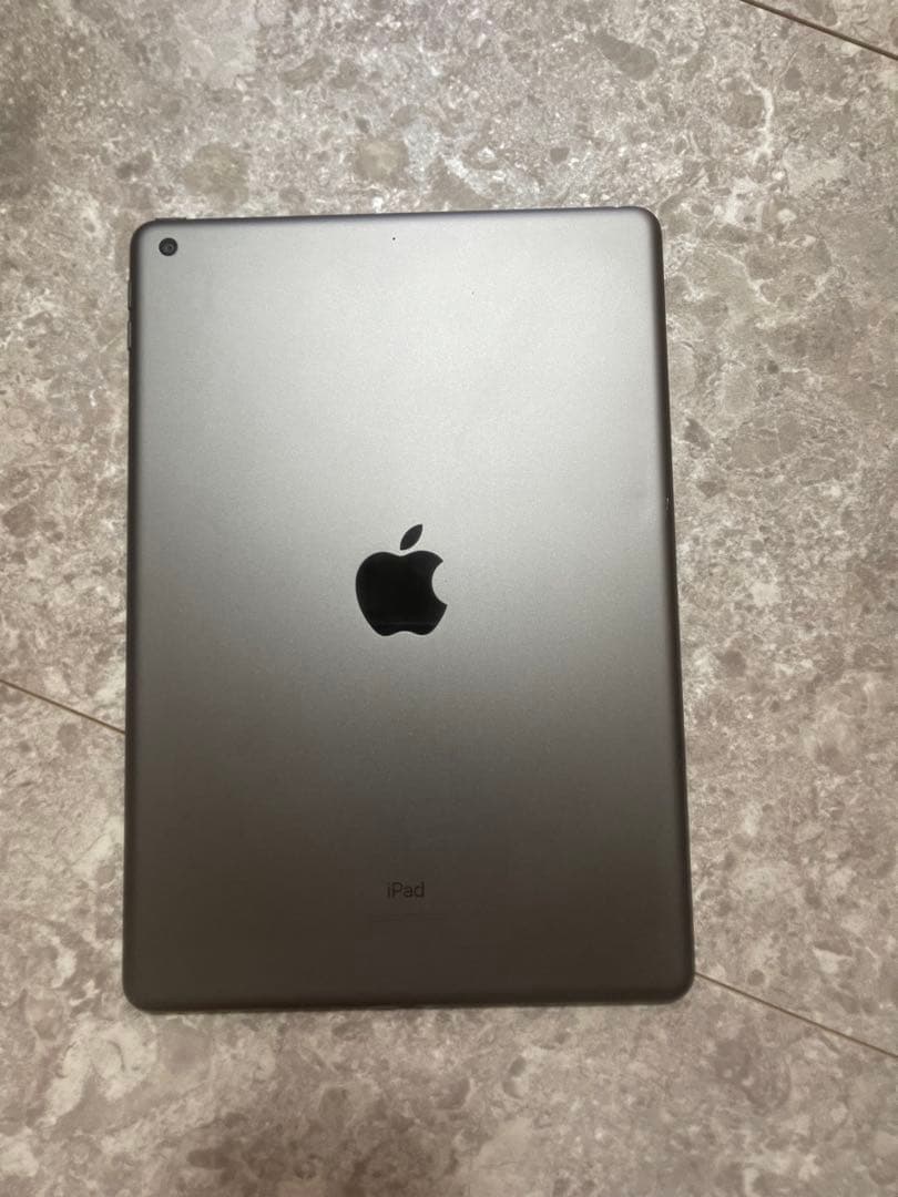 Apple iPad 第９世代64GB