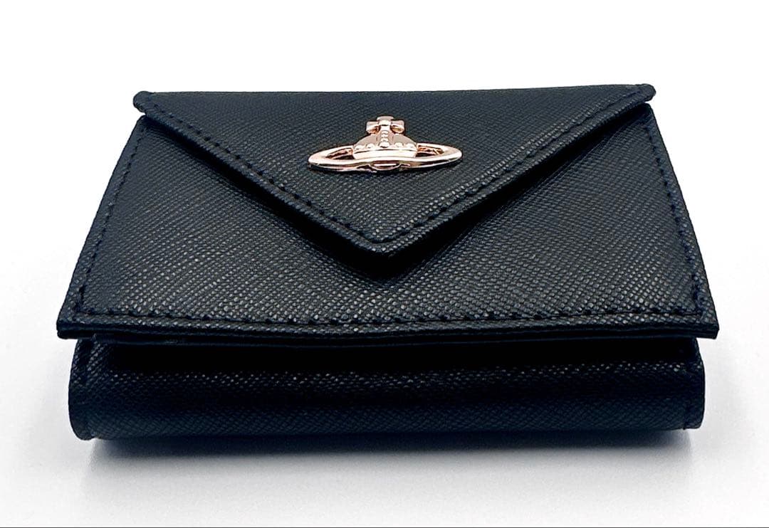 【新品✨人気】Vivienne Westwood 三つ折り財布/黒/ブラック