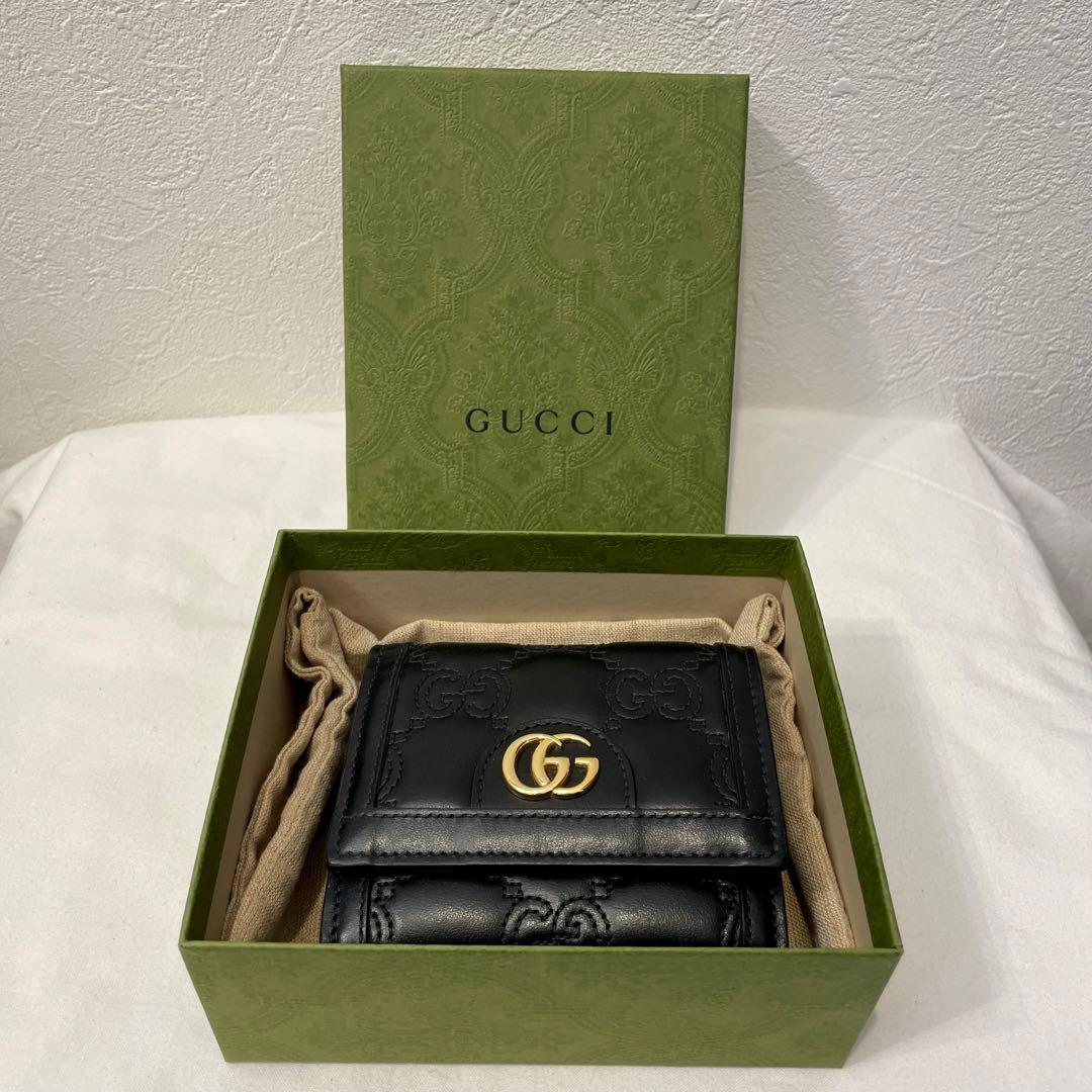 GUCCI/グッチ/三つ折り財布/ブラック/レザー/本革/コンパクト/箱・袋付き