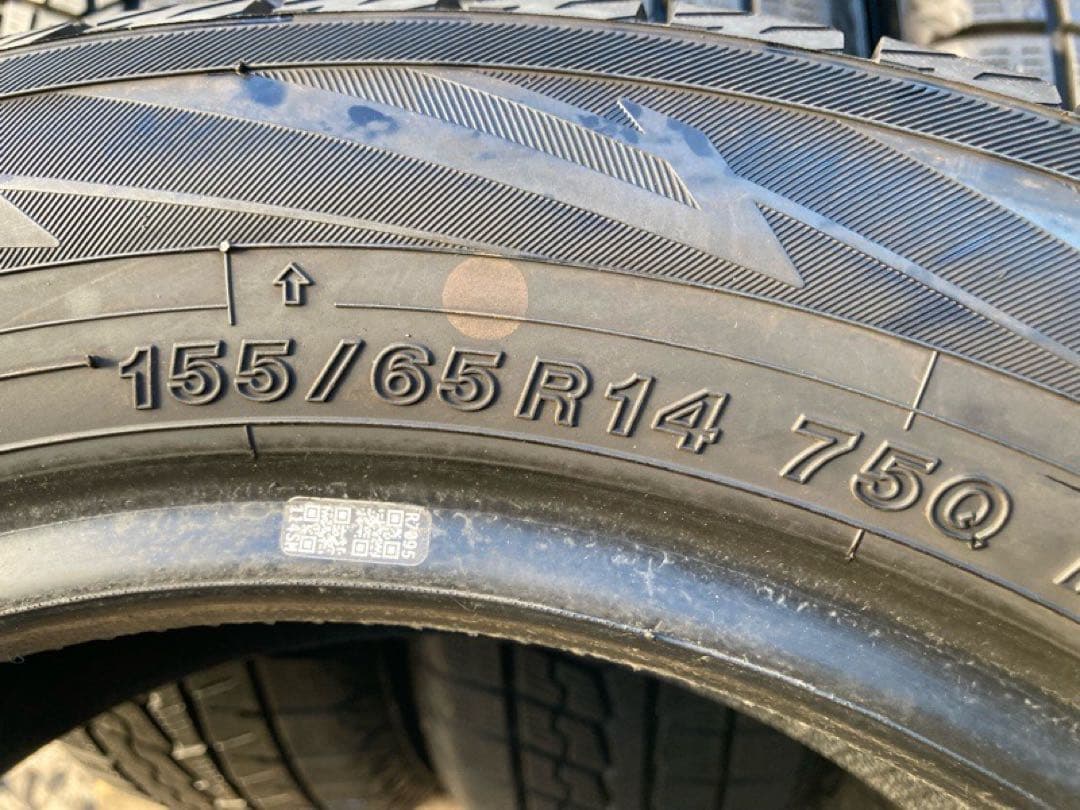 送料込155/65R14 ヨコハマ アイスガード7