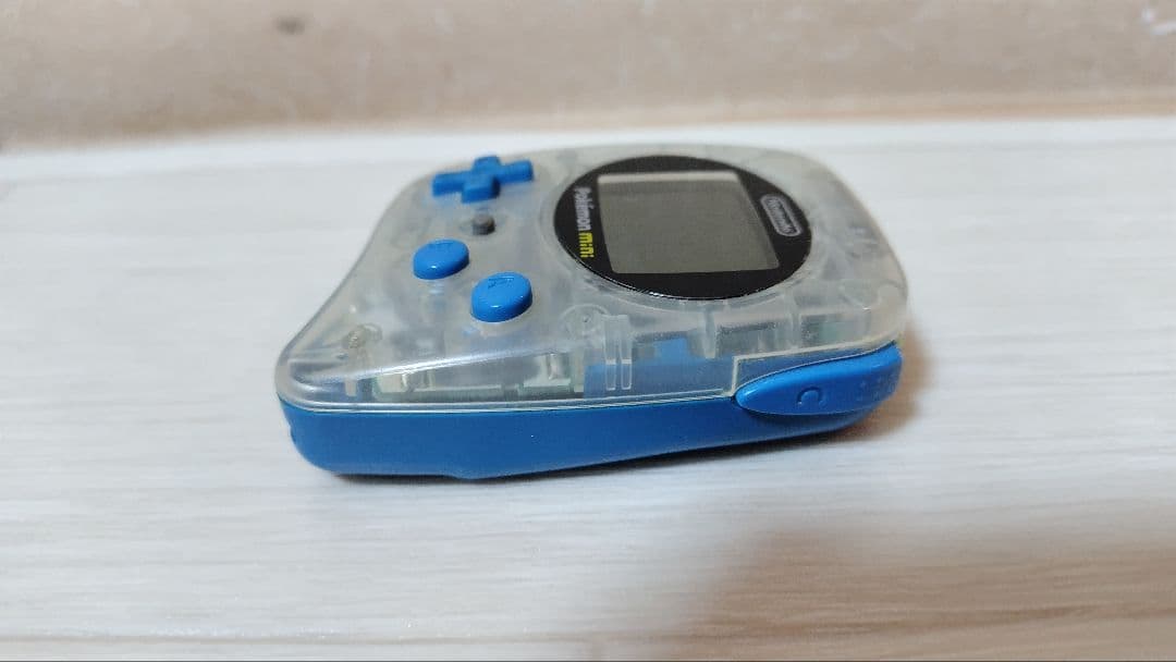 Nintendo　ポケモンミニ　ソフト、ストラップ付き