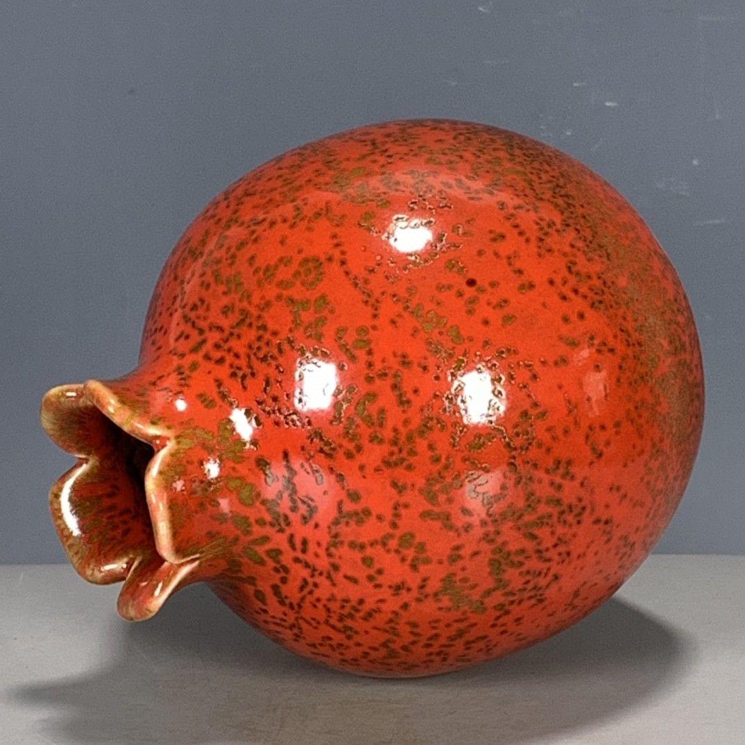 清雍正霽紅釉石榴花瓶  景徳鎮 陶磁器 装飾品 現代工芸品美術品 置物