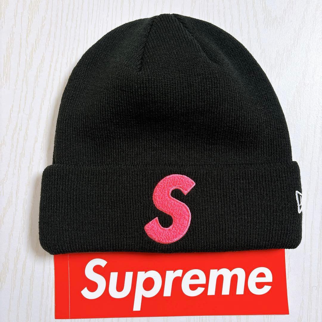 Supreme NEW ERA ニット帽　ビーニー　Sロゴ ブラック　ピンク