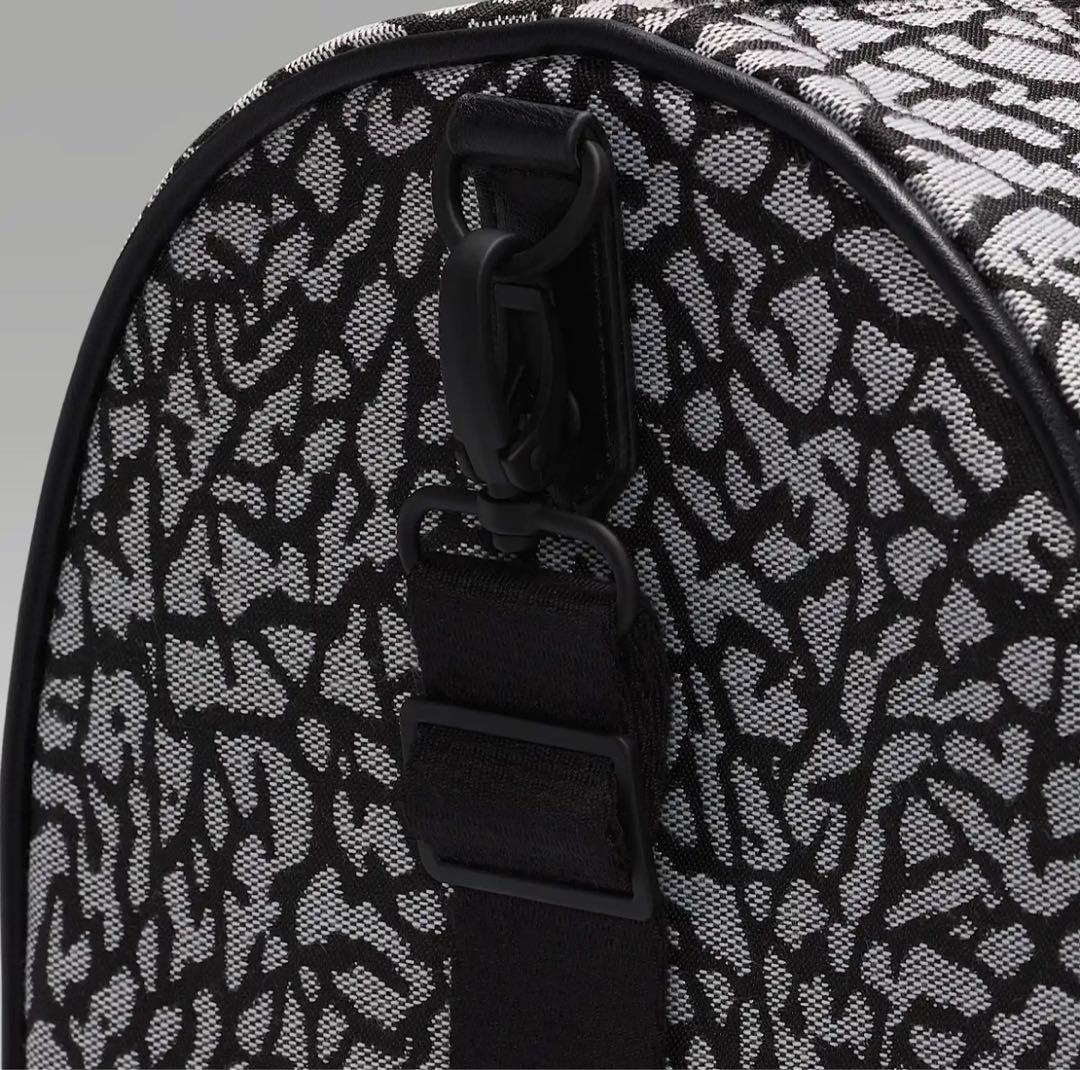 【アニマル柄】JORDAN ICON ダッフルバッグ ボストンバッグ　25L