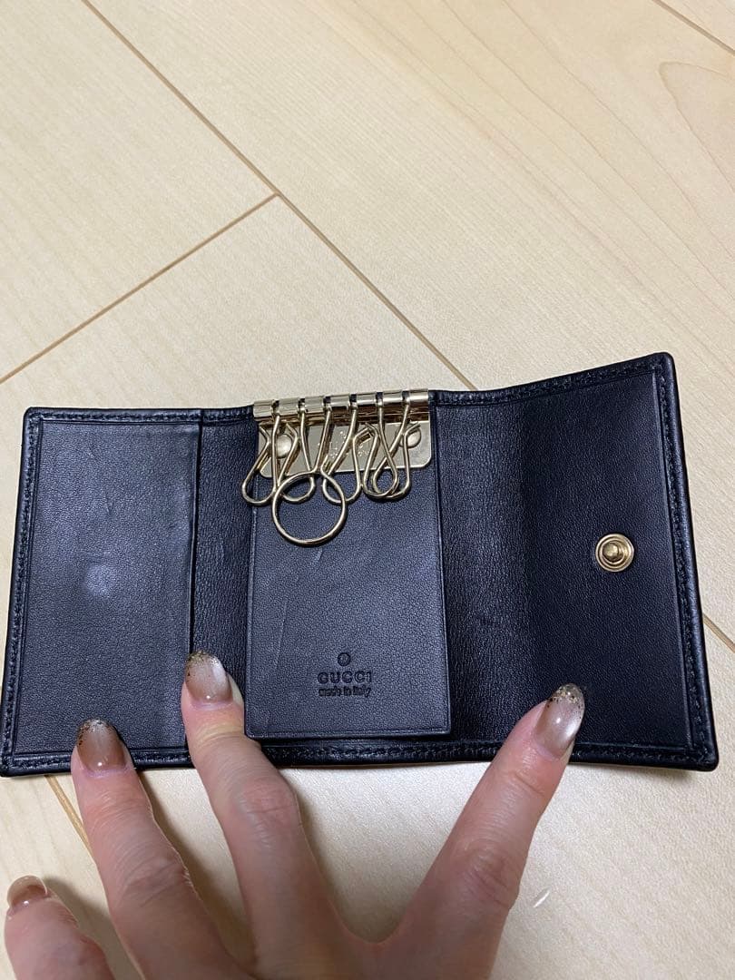 GUCCI ブラック 6連レザー キーケース