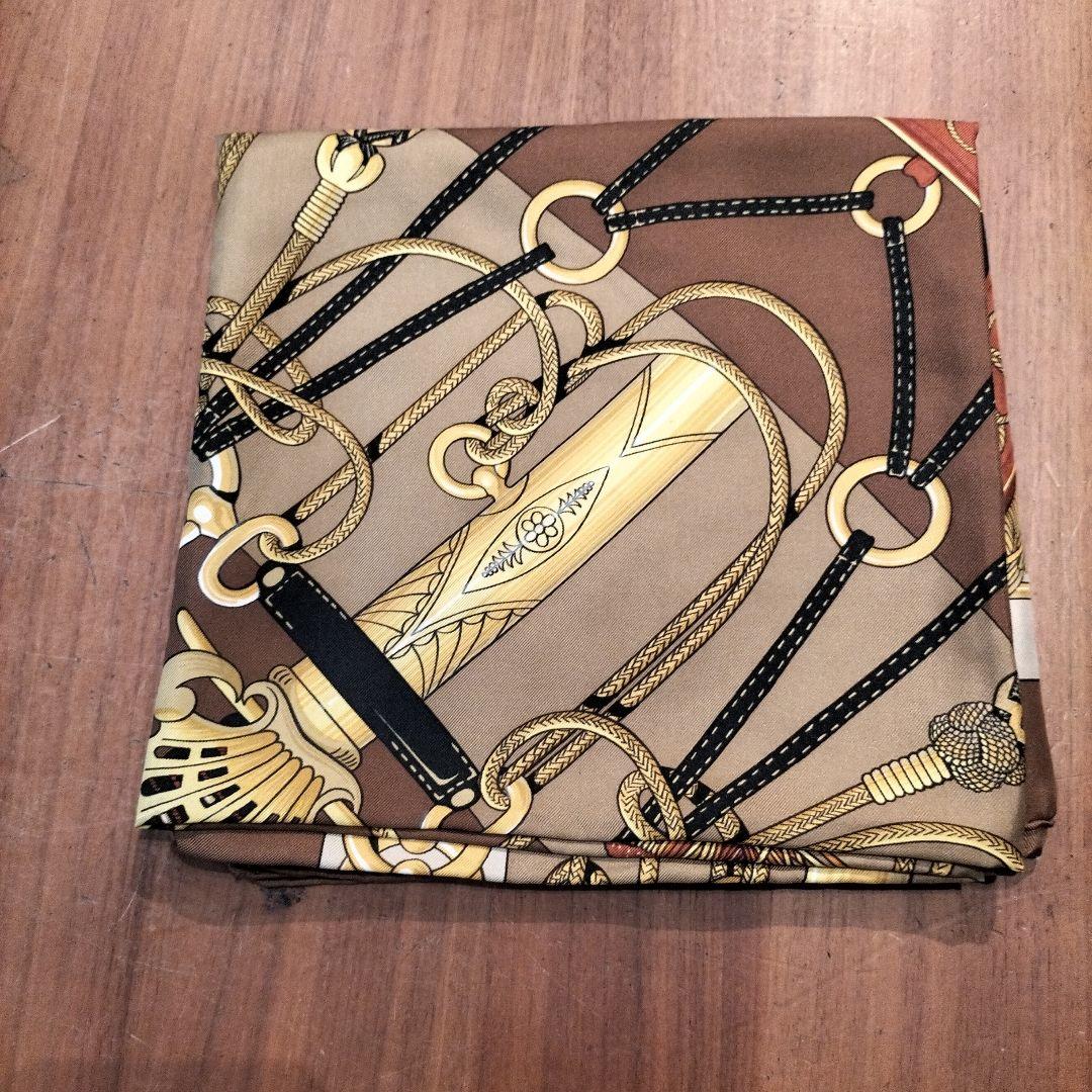 BM HERMES スカーフ カレ90 シルク　剣柄