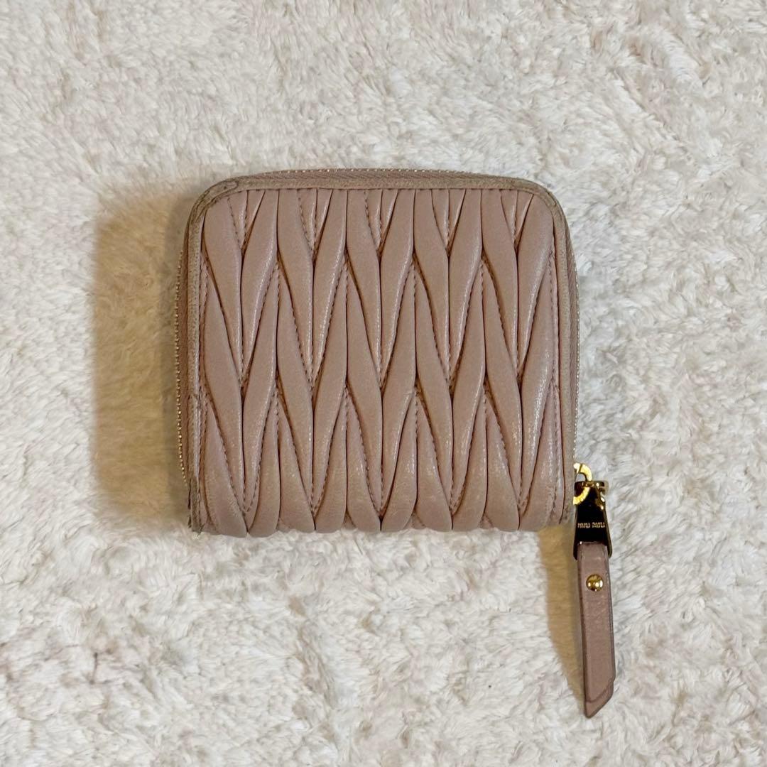 Miu Miu マテラッセ ピンクベージュ